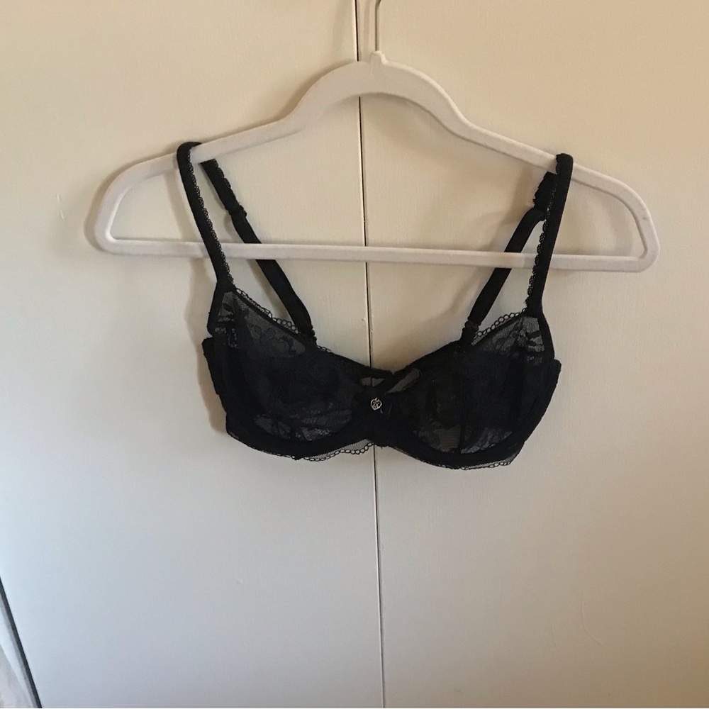 Victoria Secret Body By Victoria 32D unlined